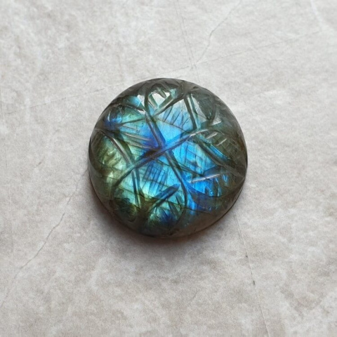 Labradorite cabochon carved fi 22 mm no 179 Labradorite cabochon carved fi 22 mm no 179