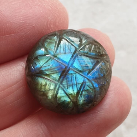 Labradorite cabochon carved fi 22 mm no 179 Labradorite cabochon carved fi 22 mm no 179