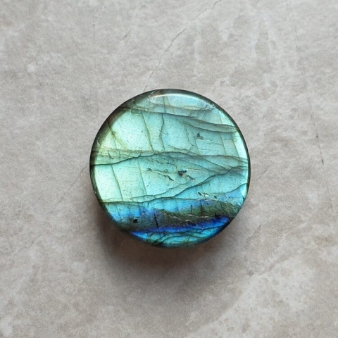 Labradorite cabochon carved fi 22 mm no 204 Labradorite cabochon carved fi 22 mm no 204