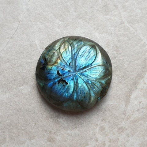 Labradorite cabochon carved fi 23 mm no. 143 Labradorite cabochon carved fi 23 mm no. 143