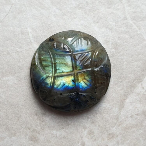 Labradorite cabochon carved fi 23 mm no. 145 Labradorite cabochon carved fi 23 mm no. 145