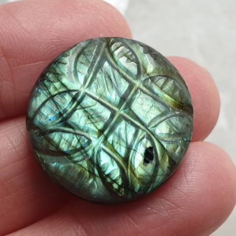 Labradorite cabochon carved fi 24 mm no 160 Labradorite cabochon carved fi 24 mm no 160