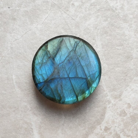 Labradorite cabochon carved fi 24 mm no 163 Labradorite cabochon carved fi 24 mm no 163