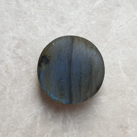 Labradorite cabochon carved fi 24 mm no 190 Labradorite cabochon carved fi 24 mm no 190