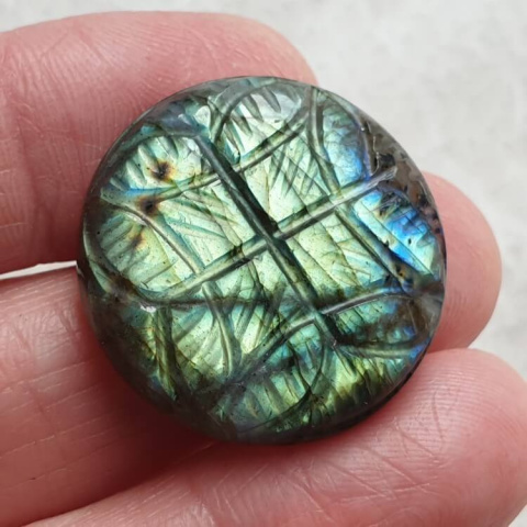 Labradorite cabochon carved fi 25 mm no. 165 Labradorite cabochon carved fi 25 mm no. 165