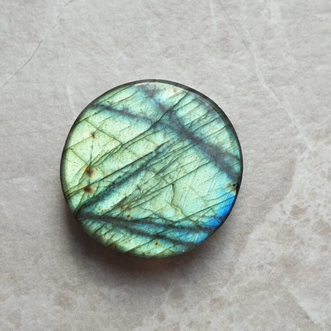 Labradorite cabochon carved fi 25 mm no. 165 Labradorite cabochon carved fi 25 mm no. 165