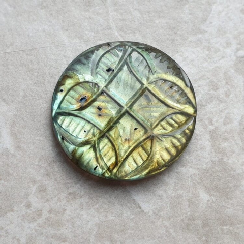 Labradorite cabochon carved fi 27 mm no 125 Labradorite cabochon carved fi 27 mm no 125