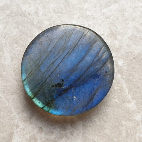Labradorite cabochon carved fi 28 mm no 122 Labradorite cabochon carved fi 28 mm no 122