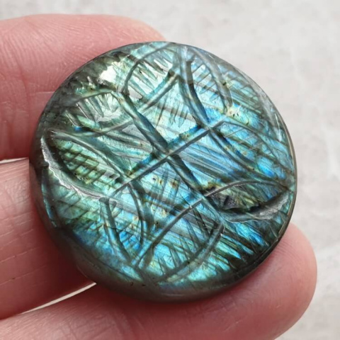 Labradorite cabochon carved fi 30 mm no. 188 Labradorite cabochon carved fi 30 mm no. 188