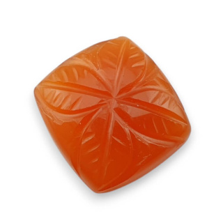 Carnelian carved cabochon 18x17 mm no 51