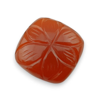 Carnelian carved cabochon 20x20 mm no 64