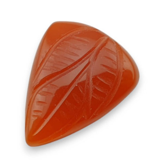 Carnelian carved cabochon 21x17 mm no 52