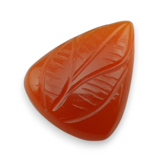 Carnelian carved cabochon 21x17 mm no 52