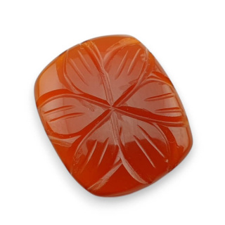Carnelian carved cabochon 21x17 mm no 71