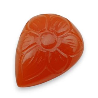 Carnelian carved cabochon 22x17 mm no 69