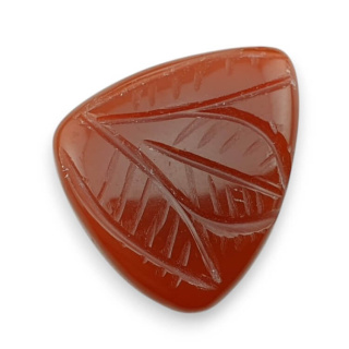 Carnelian carved cabochon 22x20 mm no 39