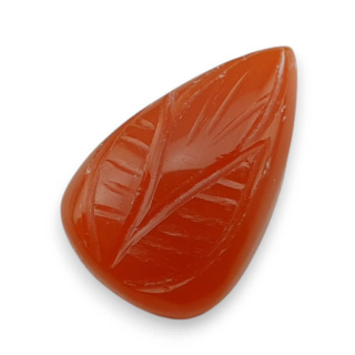 Carnelian carved cabochon 24x15 mm no 61