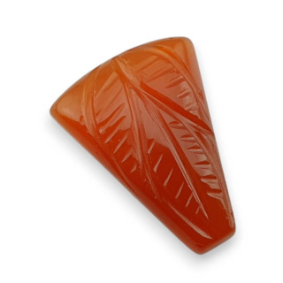 Carnelian carved cabochon 24x18 mm no 54