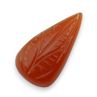 Carnelian carved cabochon 26x13 mm no 15