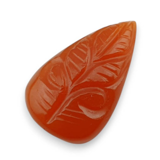 Carnelian carved cabochon 26x16 mm no 45
