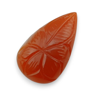Carnelian carved cabochon 28x17 mm no 24