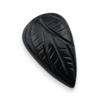Onyx carved cabochon 24x15 mm no 110