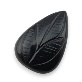 Onyx cabochon carving 26x17 mm no 74