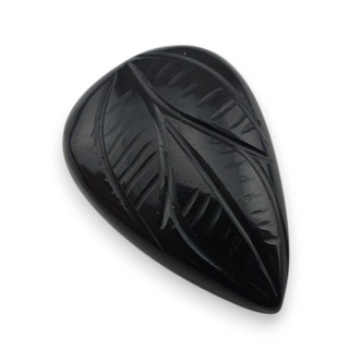 Onyx cabochon carving 26x17 mm no 74