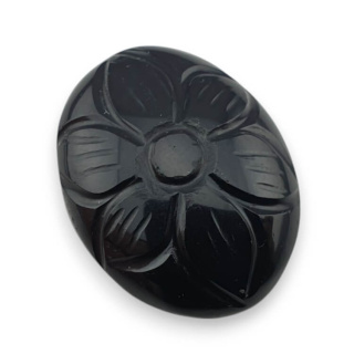 Onyx cabochon carving 26x20 mm no 11