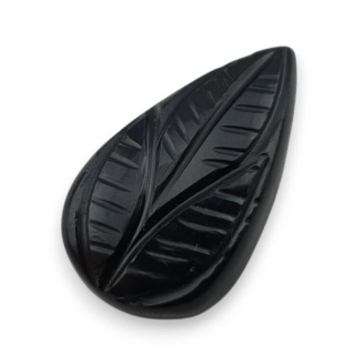 Onyx cabochon carving 27x16 mm no 61
