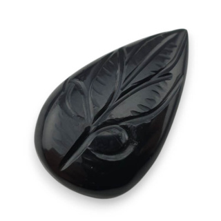 Onyx cabochon carving 28x17 mm no. 109