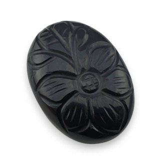 Onyx cabochon carving 29x21 mm no. 121