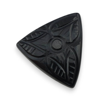Onyx cabochon carving 29x25 mm no 32