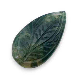 Bloodstone cabochon carving 32x17 mm no. 23
