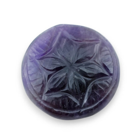 Amethyst carved cabochon dia. 26 mm no 33 Amethyst carved cabochon dia. 26 mm no 33