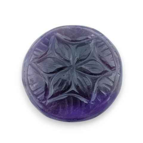 Amethyst carved cabochon dia. 26 mm no 33 Amethyst carved cabochon dia. 26 mm no 33