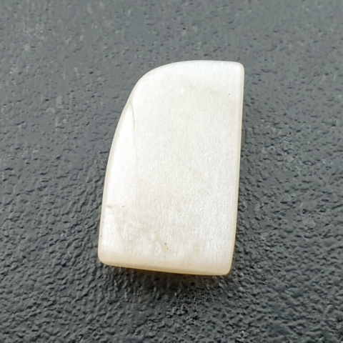 Moonstone white cabochon carving 20x13 mm no 267 Moonstone white cabochon carving 20x13 mm no 267