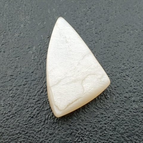 Moonstone white cabochon carving 21x15 mm no. 242 Moonstone white cabochon carving 21x15 mm no. 242