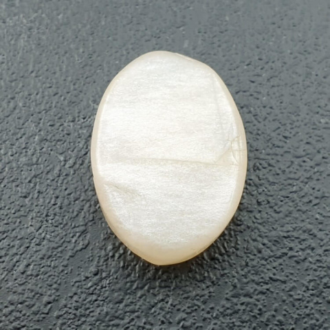 Kamień księżycowy biały kaboszon carving 22x15 mm nr 285 Kamień księżycowy biały kaboszon carving 22x15 mm nr 285