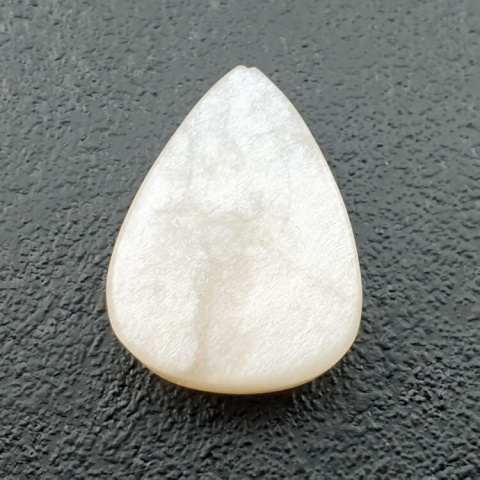 Moonstone white cabochon carving 22x16 mm no 272 Moonstone white cabochon carving 22x16 mm no 272