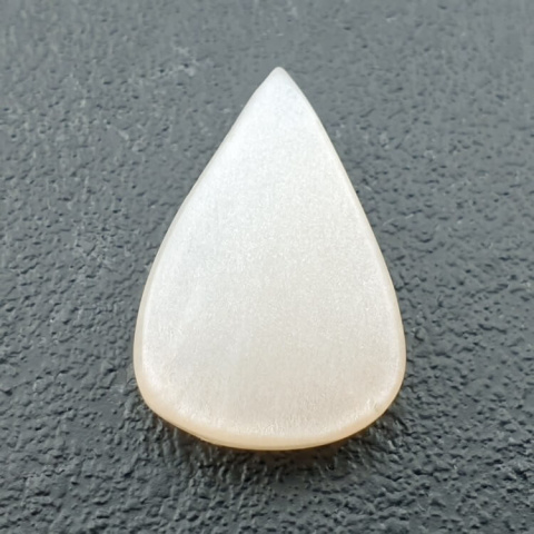 Moonstone white cabochon carving 23x16 mm no. 259 Moonstone white cabochon carving 23x16 mm no. 259