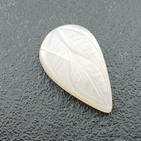 Moonstone white cabochon carving 24x14 mm no 288 Moonstone white cabochon carving 24x14 mm no 288