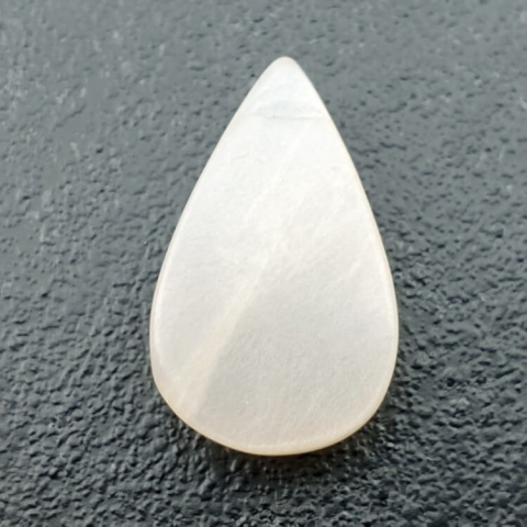 Moonstone white cabochon carving 24x14 mm no 288 Moonstone white cabochon carving 24x14 mm no 288