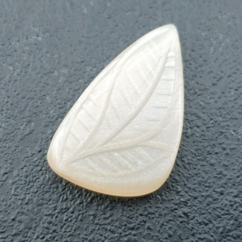 Moonstone white cabochon carving 26x15 mm no 282 Moonstone white cabochon carving 26x15 mm no 282