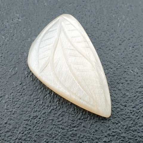 Moonstone white cabochon carving 26x15 mm no 282 Moonstone white cabochon carving 26x15 mm no 282