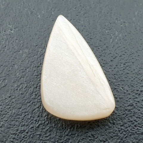 Moonstone white cabochon carving 26x15 mm no 282 Moonstone white cabochon carving 26x15 mm no 282