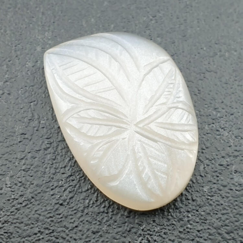 Moonstone white cabochon carving 26x18 mm no. 247 Moonstone white cabochon carving 26x18 mm no. 247