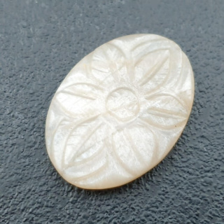 Moonstone white cabochon carving 26x19 mm no 224