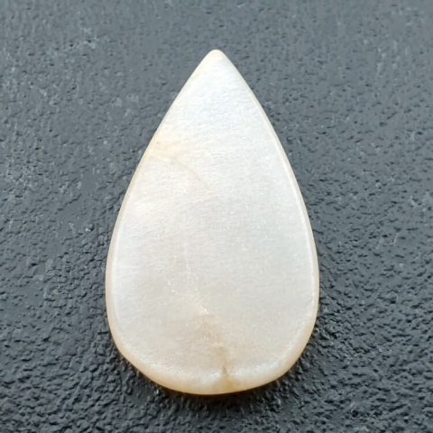 White moonstone carved cabochon 28x17 mm no 236 White moonstone carved cabochon 28x17 mm no 236