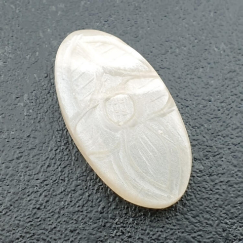Moonstone white cabochon carving 29x15 mm no 238 Moonstone white cabochon carving 29x15 mm no 238